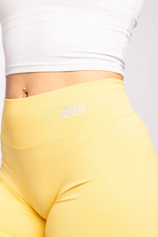 Aeris Booty Short - Buttercup